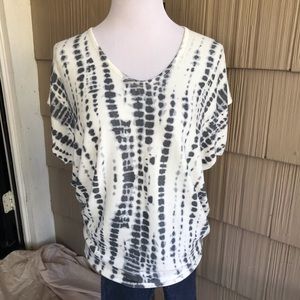 *SIZES ADDED*NWT Enti grey&white tiedye dolman style tee
